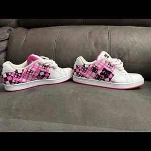 DC pixie plaid white pink and black leather skate shoe